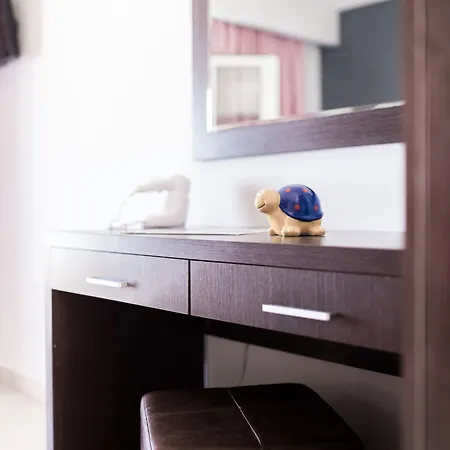 Zante Calinica 3* Циливи