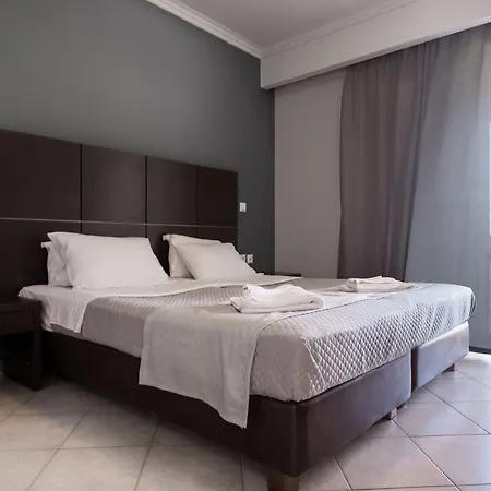 Отель Zante Calinica